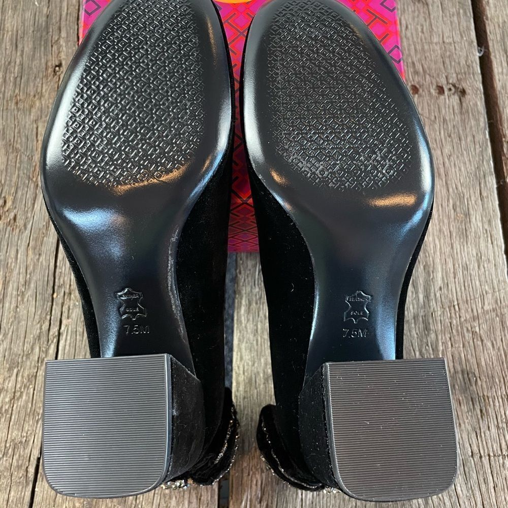 NIB Tory Burch Josephine Black Velvet Pumps Size 7.5 - Picture 8 of 11